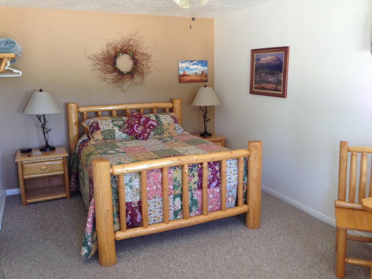 Bullberry Inn Bed & Breakfast Tropic Extérieur photo