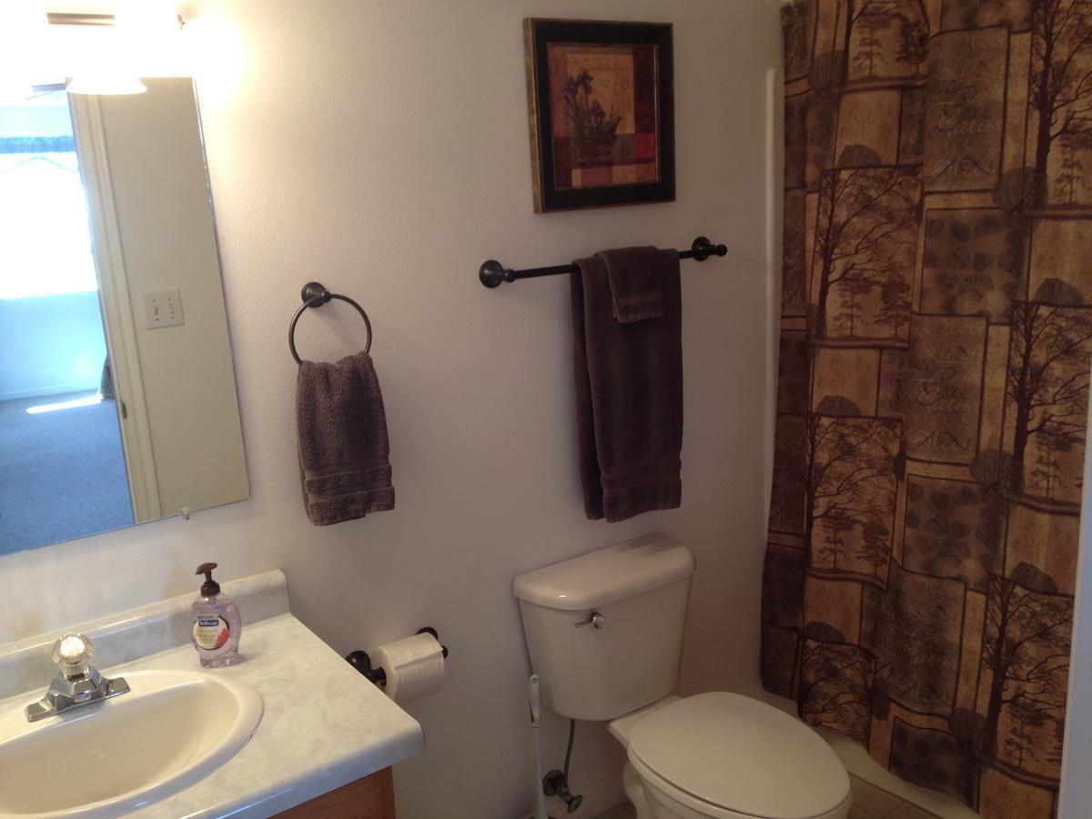 Bullberry Inn Bed & Breakfast Tropic Extérieur photo