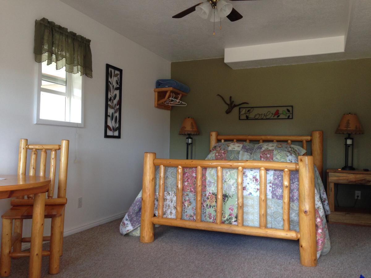 Bullberry Inn Bed & Breakfast Tropic Extérieur photo